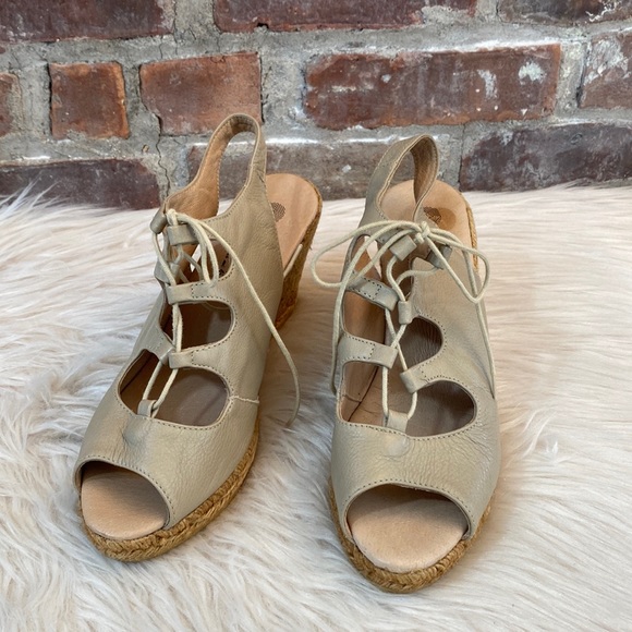 Eric Michael Taupe Leather Espadrille Wedges, Size 39 - Picture 3 of 14